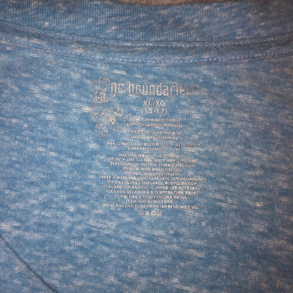 BUNDLE 2 No Boundaries V Neck Super Soft Tees (XL) - Picture 7 of 13